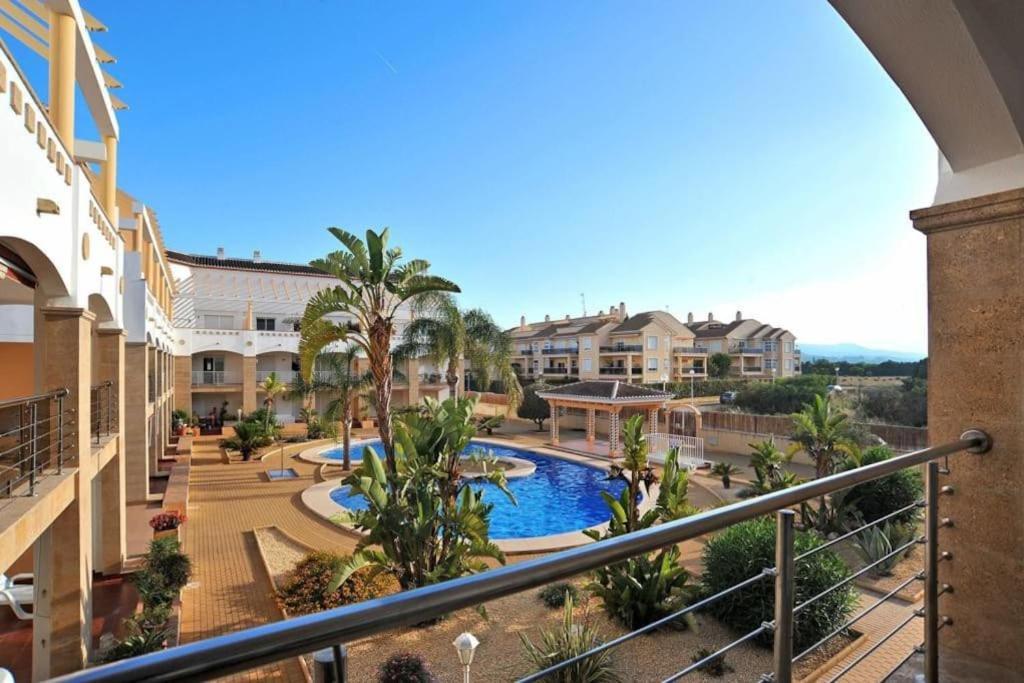 Elegante Apartamento Zona Arenal Platja de Larenal Exteriör bild