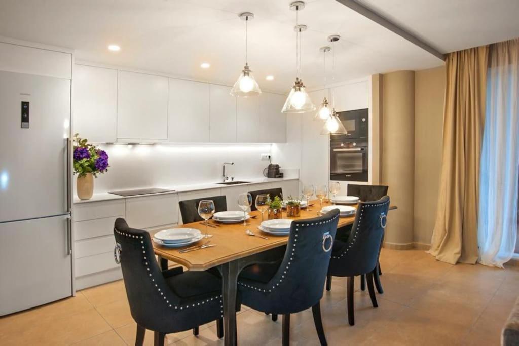 Elegante Apartamento Zona Arenal Platja de Larenal Exteriör bild